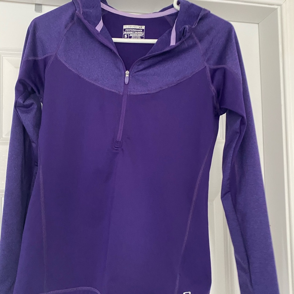 Women’s 3/4 zip workout jacket by layer 8 (small)